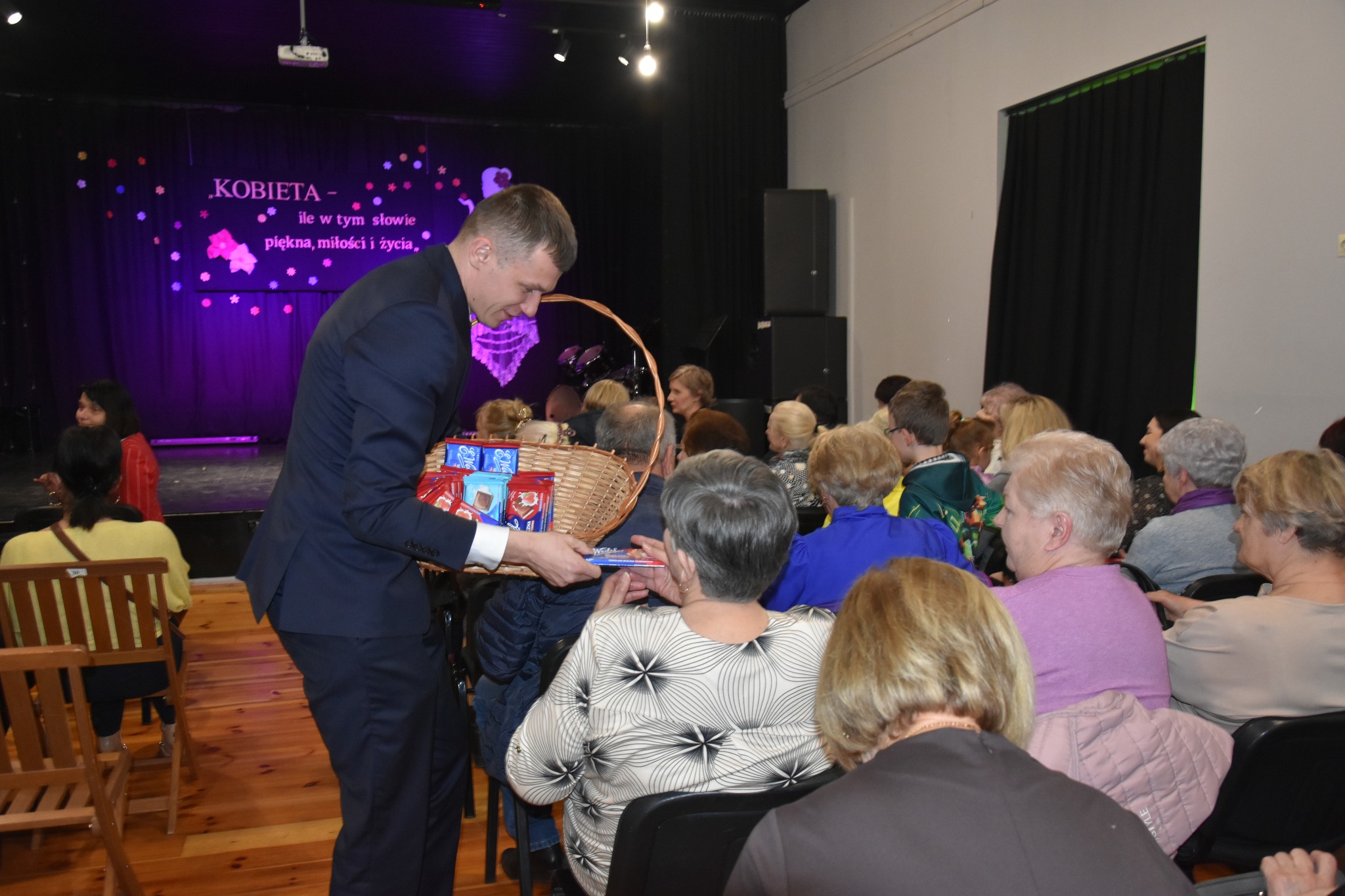 Dzień Kobiet z Domem Kultury 2026